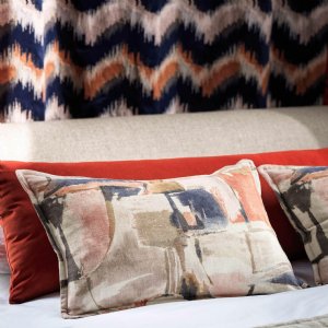 Viewing Figura  by Clarke & Clarke