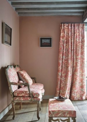 Viewing Oleander by Colefax & Fowler