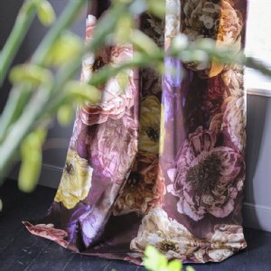 Viewing Le Poeme De Fleurs by Designers Guild