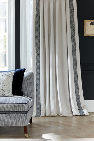 Viewing Sloane Silk by James Hare