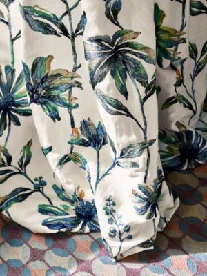 Viewing Floris by Jane Churchill