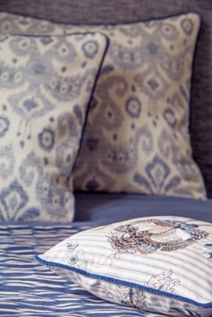 Viewing Bellecombe by Manuel Canovas