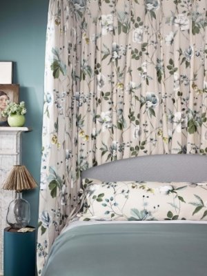 Viewing Talmont by Manuel Canovas