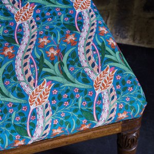 Viewing Daffodil by Morris & Co