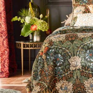 Viewing Honeysuckle & Tulip Velvet by Morris & Co