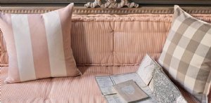 Viewing Eston by Romo