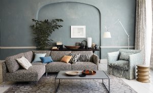 Viewing Kaiko by Romo