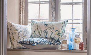 Viewing Leilani by Romo