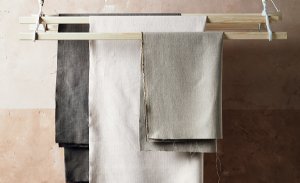 Viewing Linara by Romo