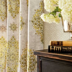 Viewing Siam Diamond  by Sanderson