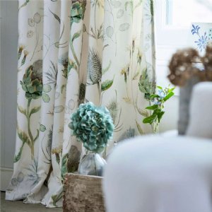 Viewing Thistle Garden by Sanderson