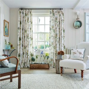 Viewing Thistle Garden by Sanderson