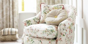 Viewing Whitworth Cotton by Swaffer