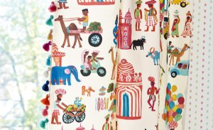 Viewing Hustle Bustle by Villa Nova