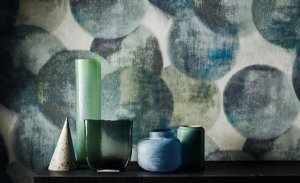 Viewing Lune by Black Edition