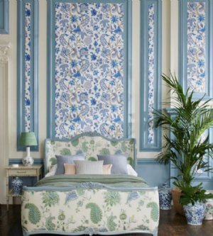 Viewing Bagatelle by Manuel Canovas