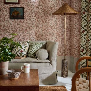 Viewing Emery's Willow by Morris & Co