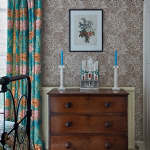 Viewing Marigold  by Morris & Co